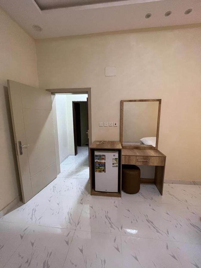 Albashier Private Apartment Ал Ула Екстериор снимка